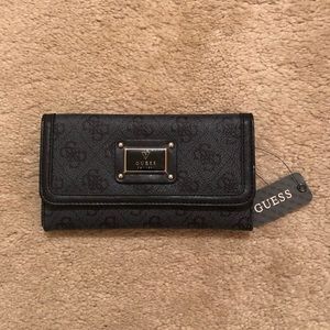 NWT Guess Black Wallet